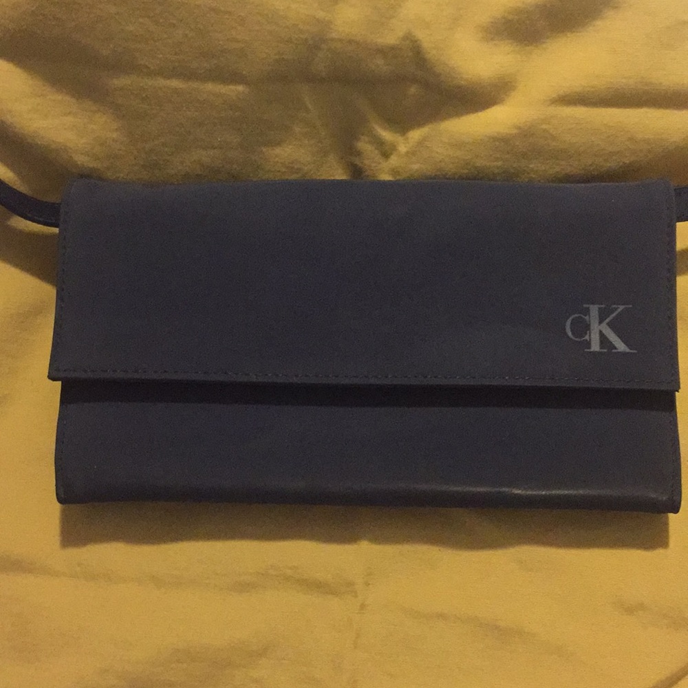 Ladies Navy Blue cross body purse